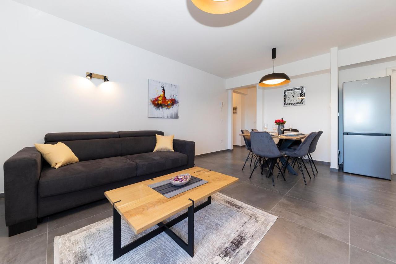 Apartment Diadora Задар Екстериор снимка